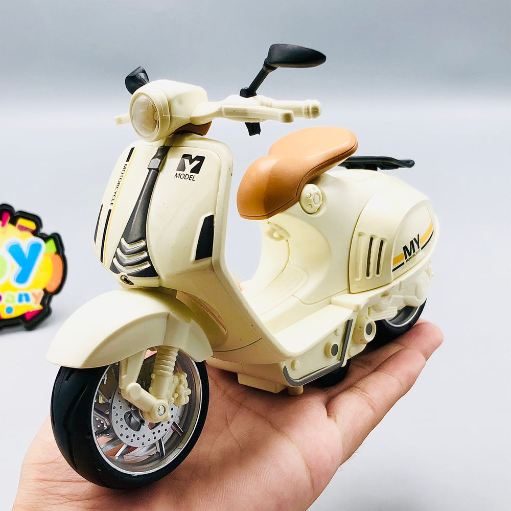 1:10 Diecast Pullback Vespa With Light & Sound