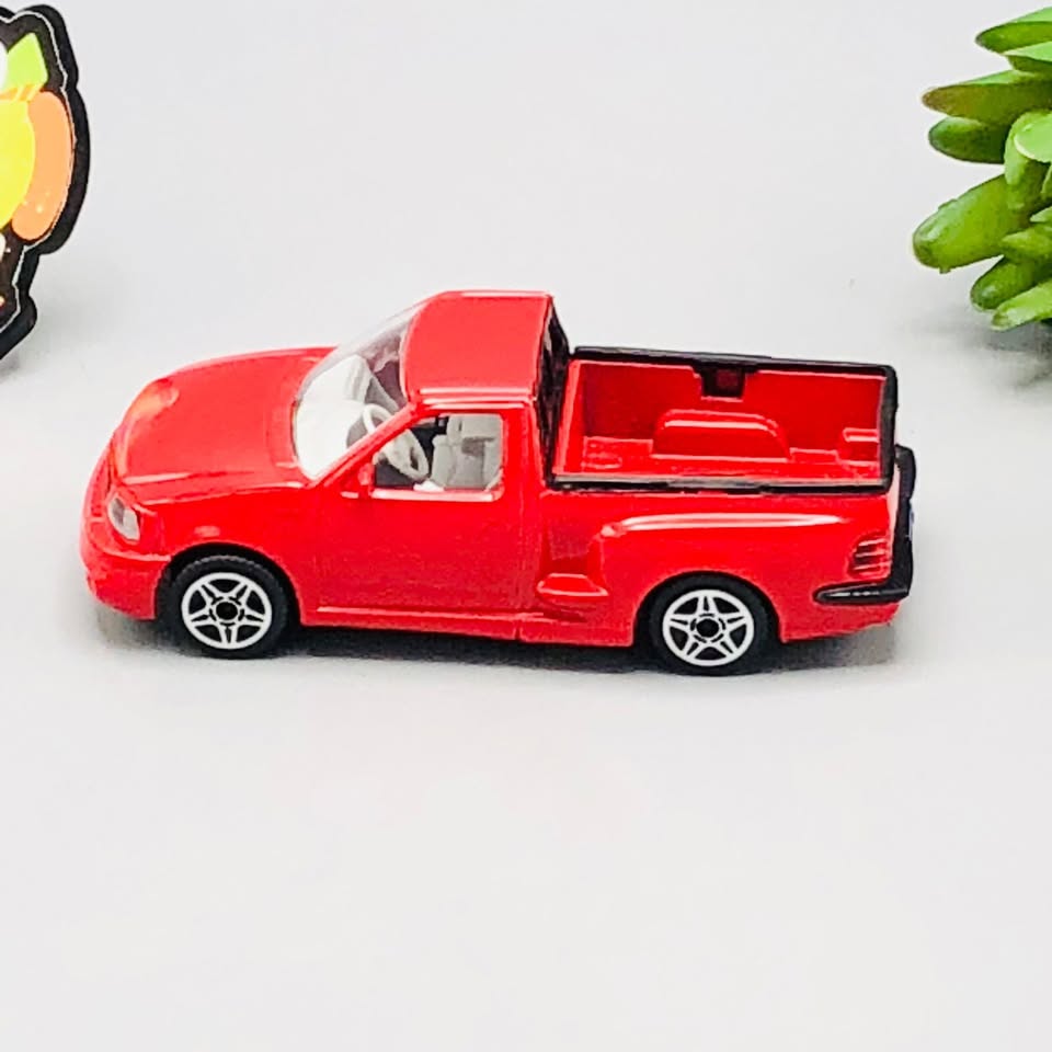 Bburago 1:43 Diecast Ford SVT F150 Street Fire