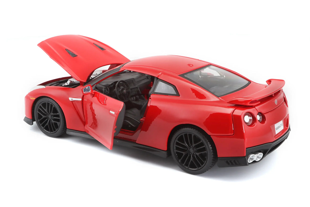 Bburago 1:24 Diecast Nissan GT-R 2017 - Red