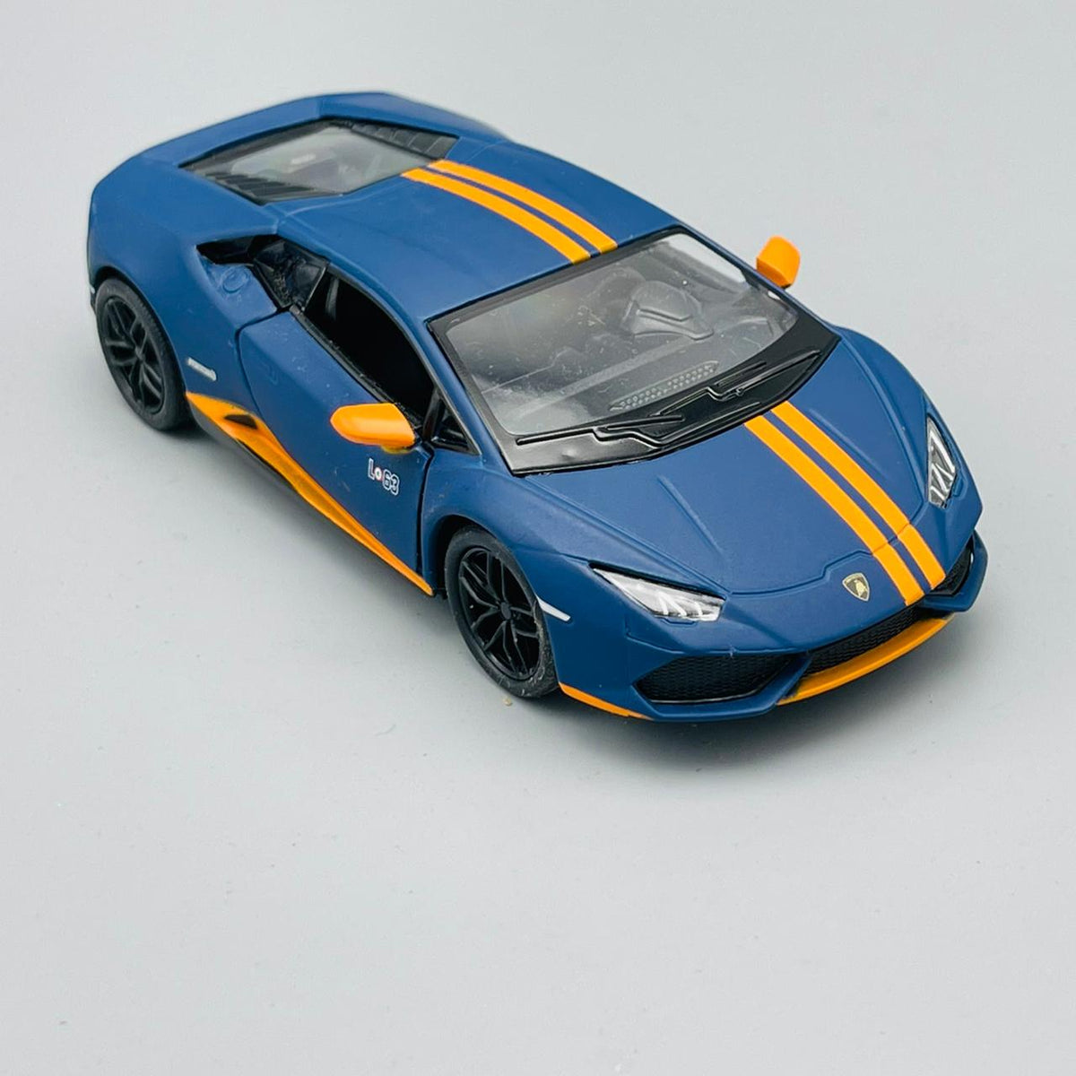 Kinsmart Lamborghini Huracán LP610-4 Avio