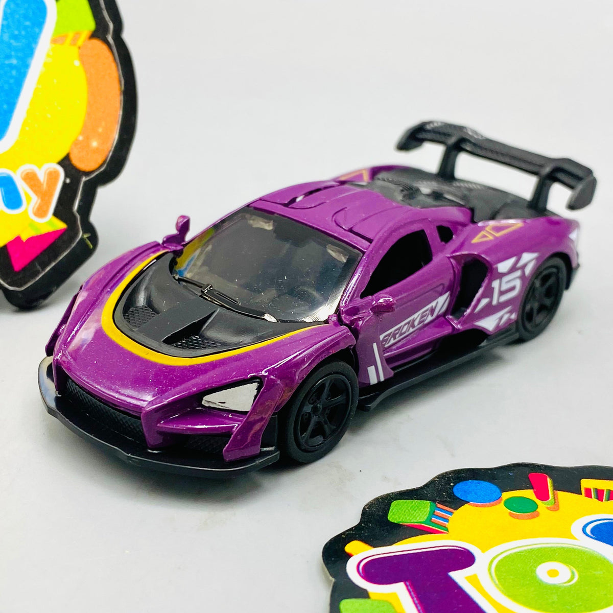 1:64 Diecast Mini Pullback Cars Set - 4Pcs