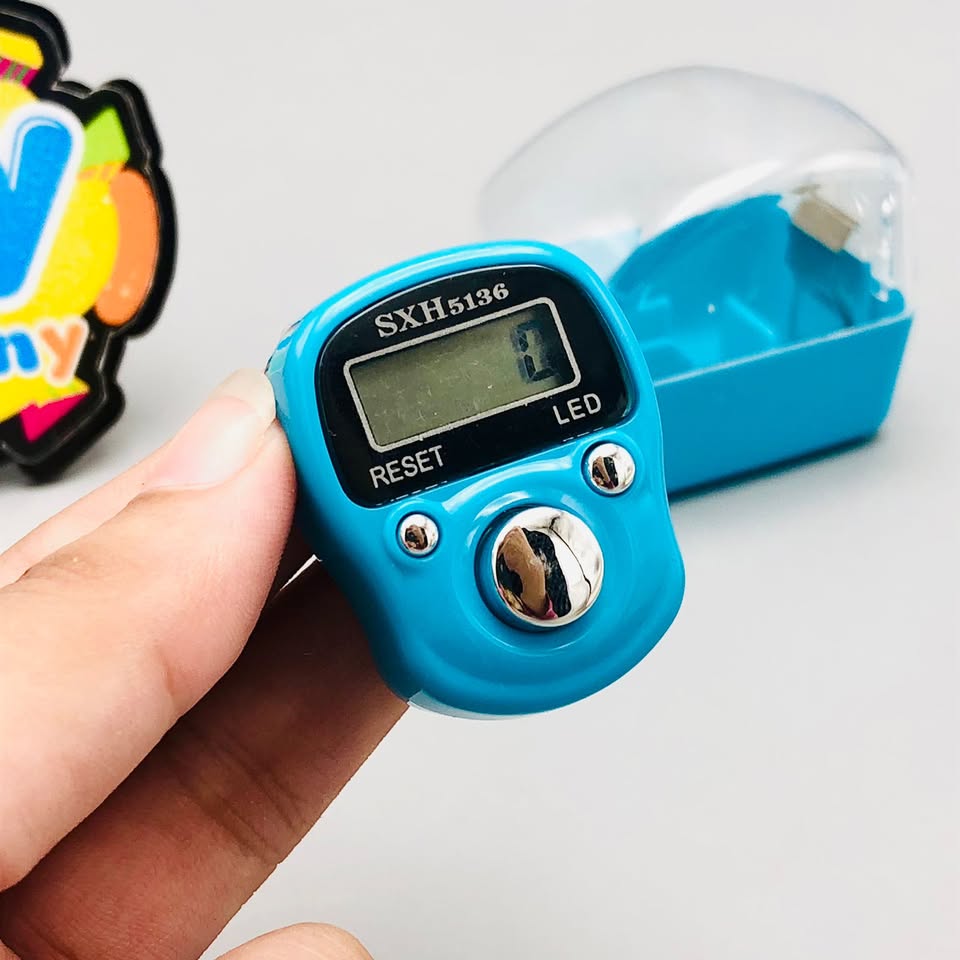 LED Light Digital Finger Counter With Box - 1Pc