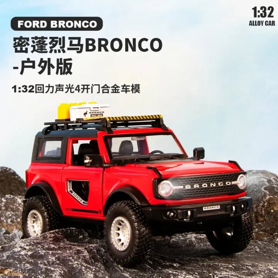 1:32 Diecast Ford Bronco Lima Model With Miniature