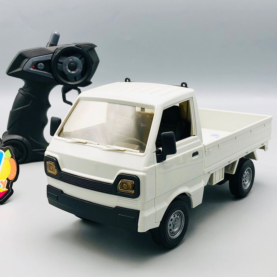 1:16 RC Suzuki Spray Pickup Truck With Headlights