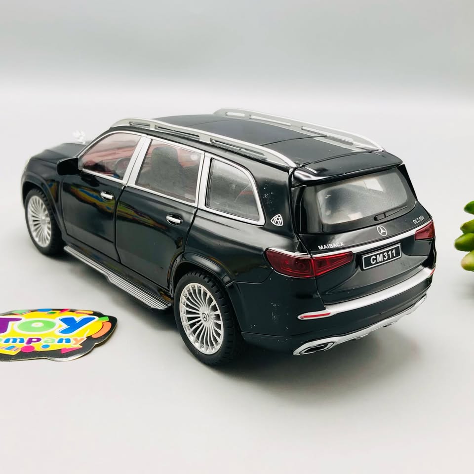 1:24 Diecast Mercedes Maybach GLS 600 - Minor Fault