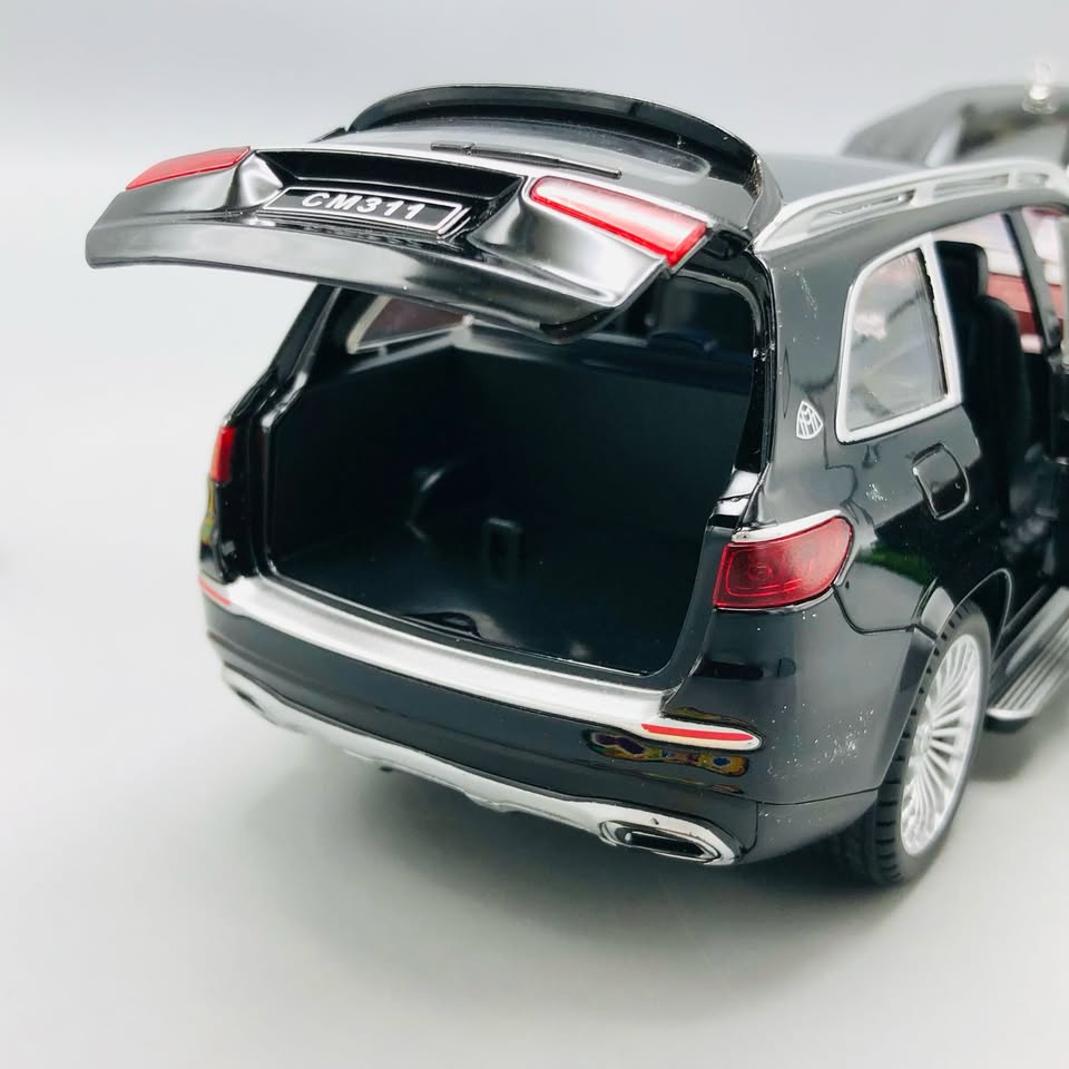 1:24 Diecast Mercedes Maybach GLS 600 - Minor Fault