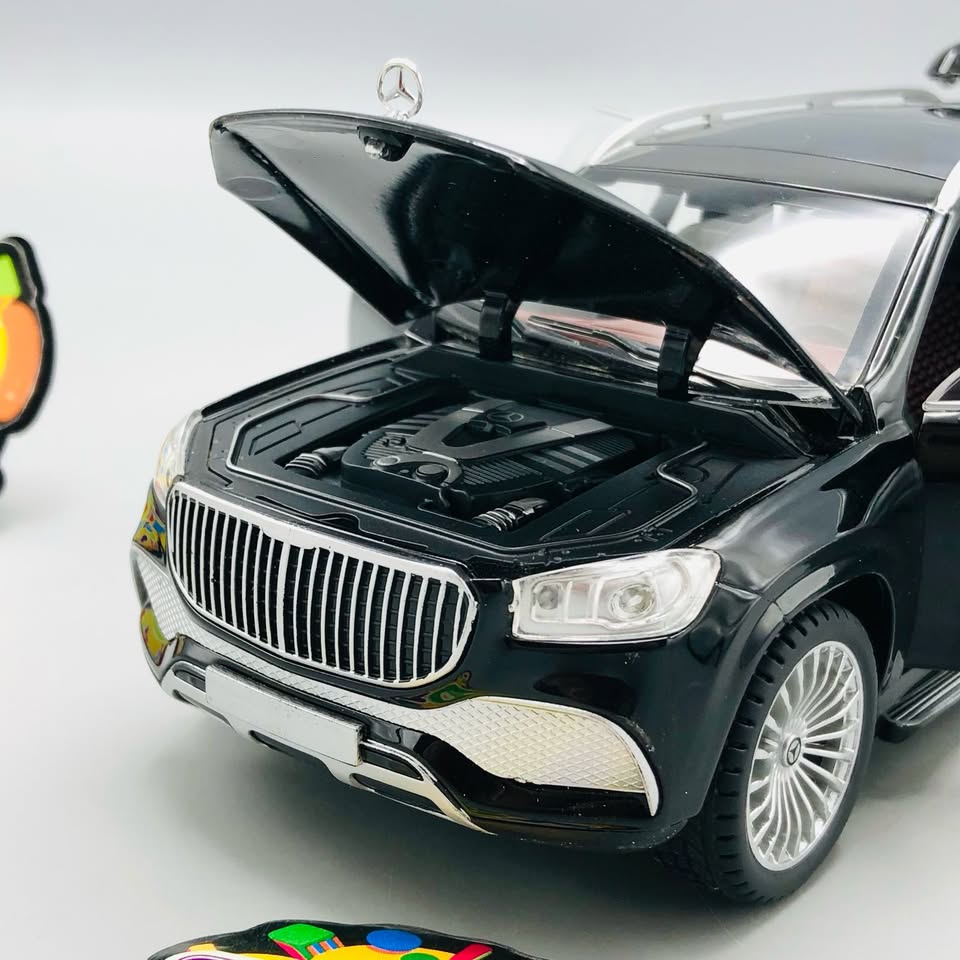 1:24 Diecast Mercedes Maybach GLS 600 - Minor Fault