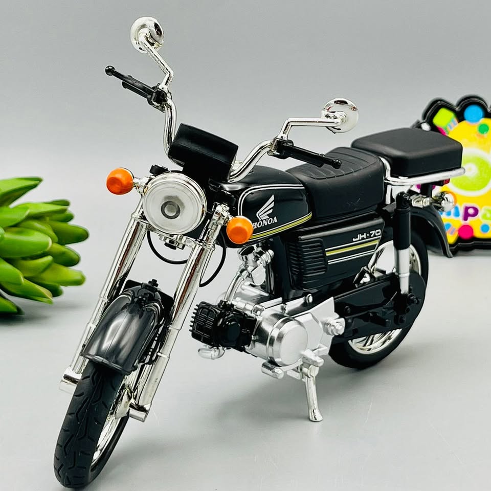 1:12 Diecast Honda 70 Model Bike