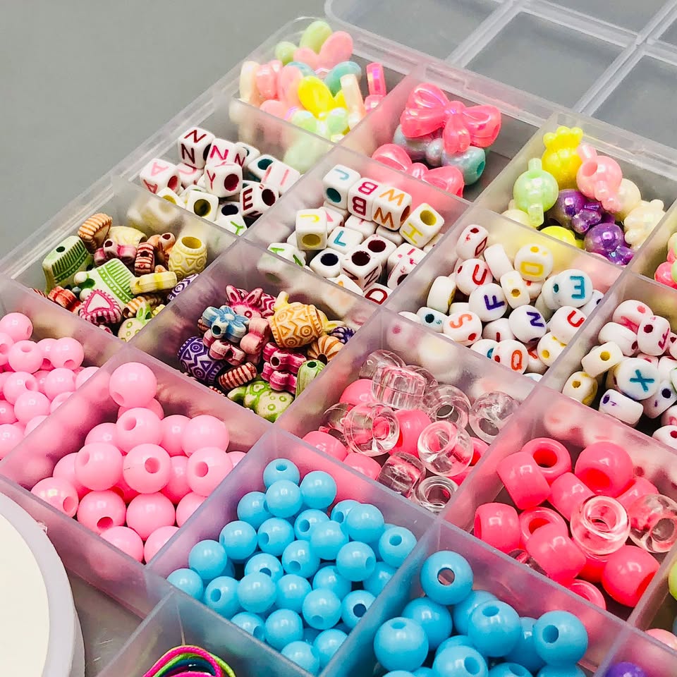 DIY Multi-Color Creative Beads Set With Storage Box