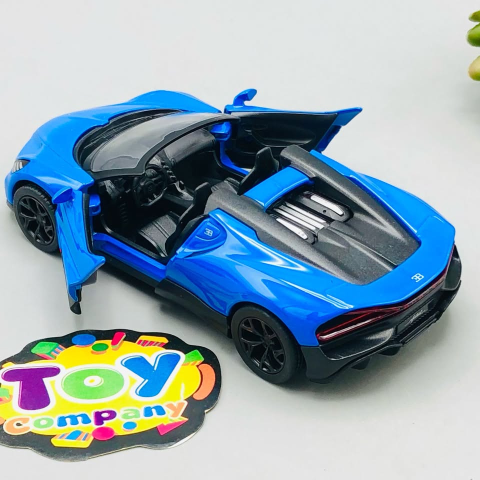 1:36 Kinsmart Bugatti Mistral Model