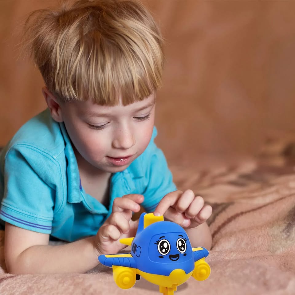 1Pc Mini Press & Go Airplane Toy