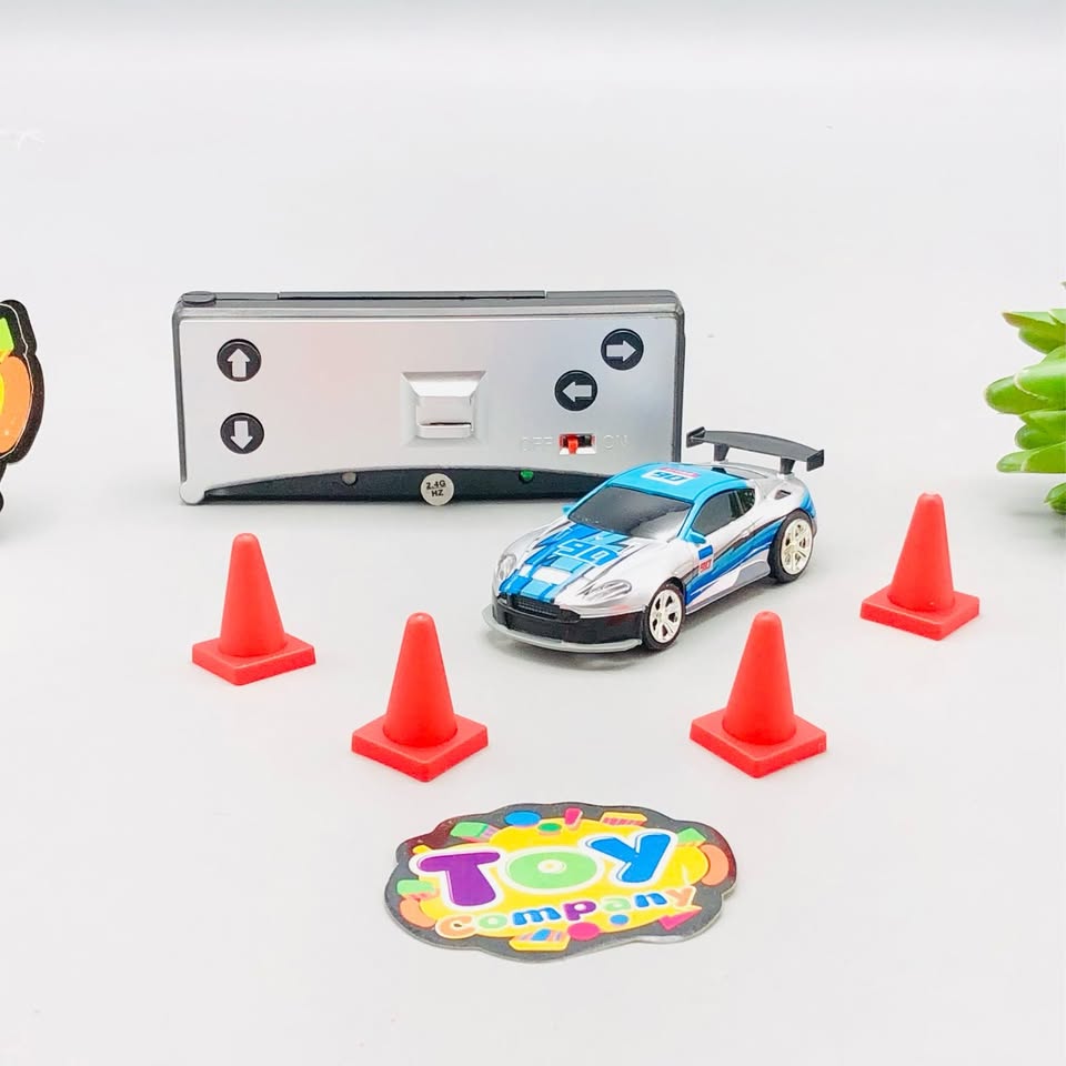 2.4GHz RC Mini Drifting Car In Cane With Lights