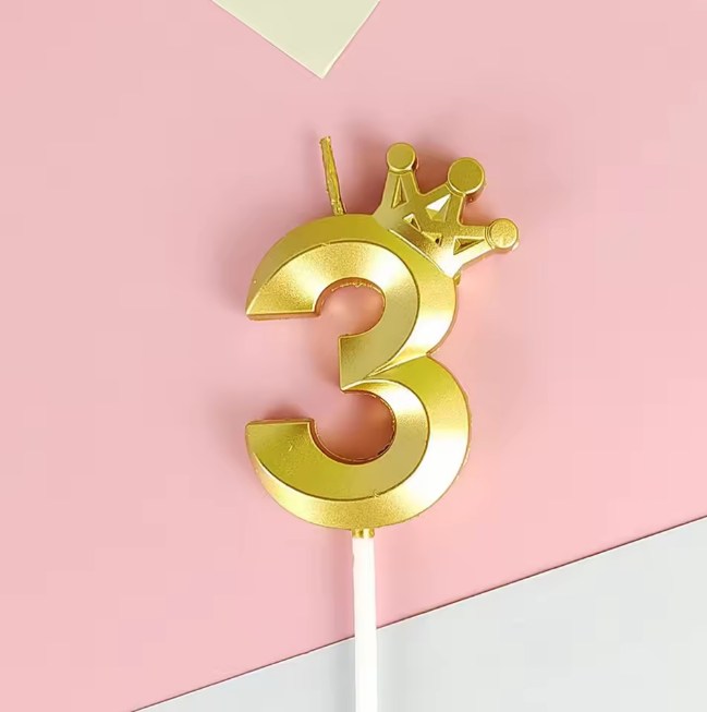 Number 3 Crown Designed Birthday Candle
