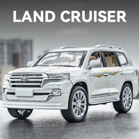 1:24 Diecast Land Cruiser LC200 Model Car