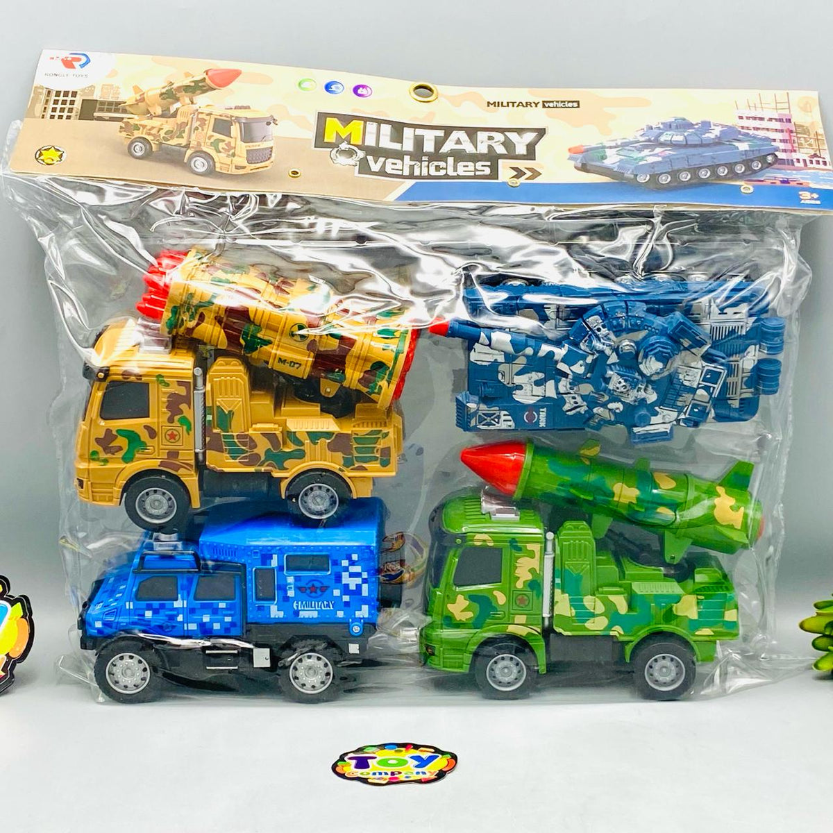 4Pcs Inertial Military Themed Vehicles   