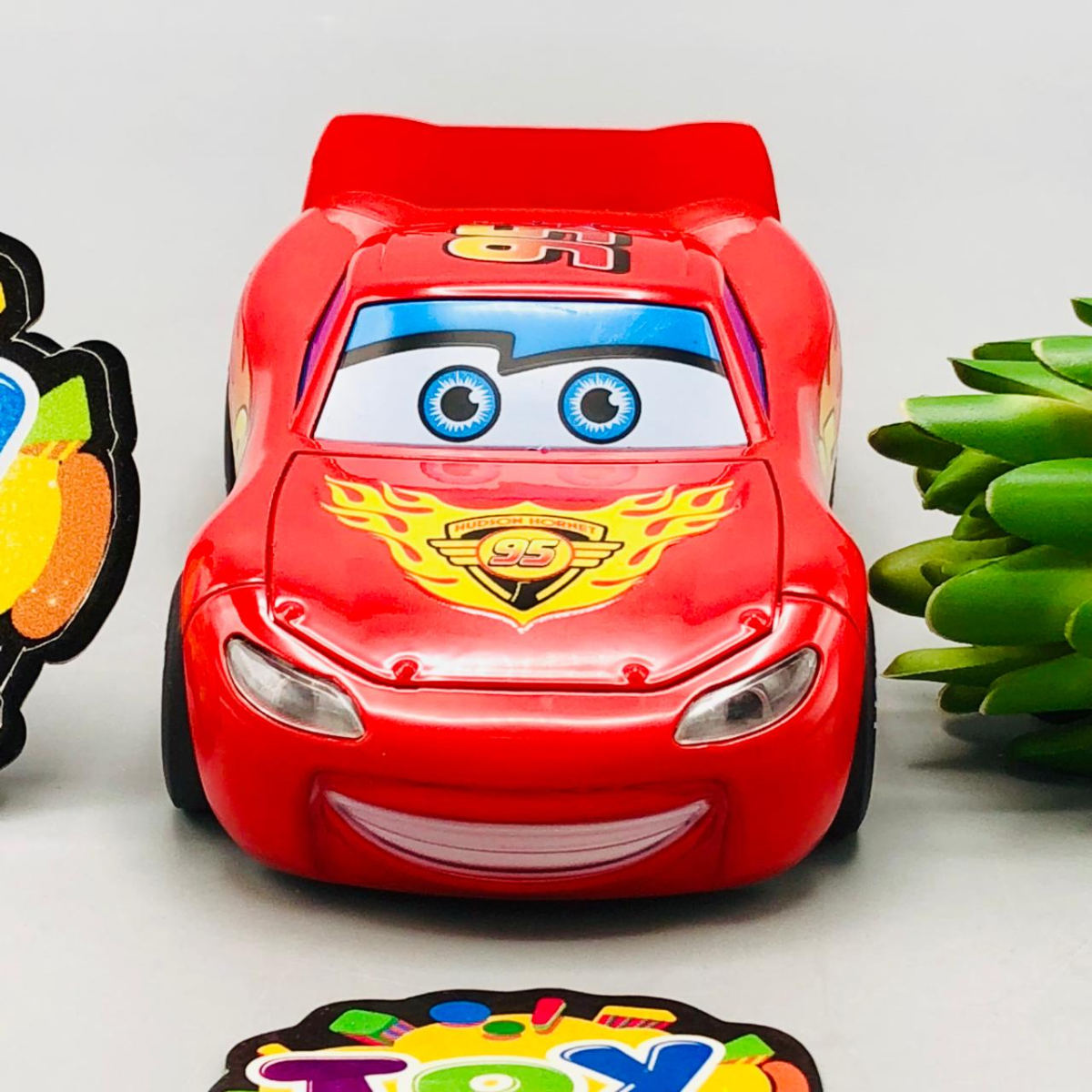1:28 Diecast McQueen Model Car