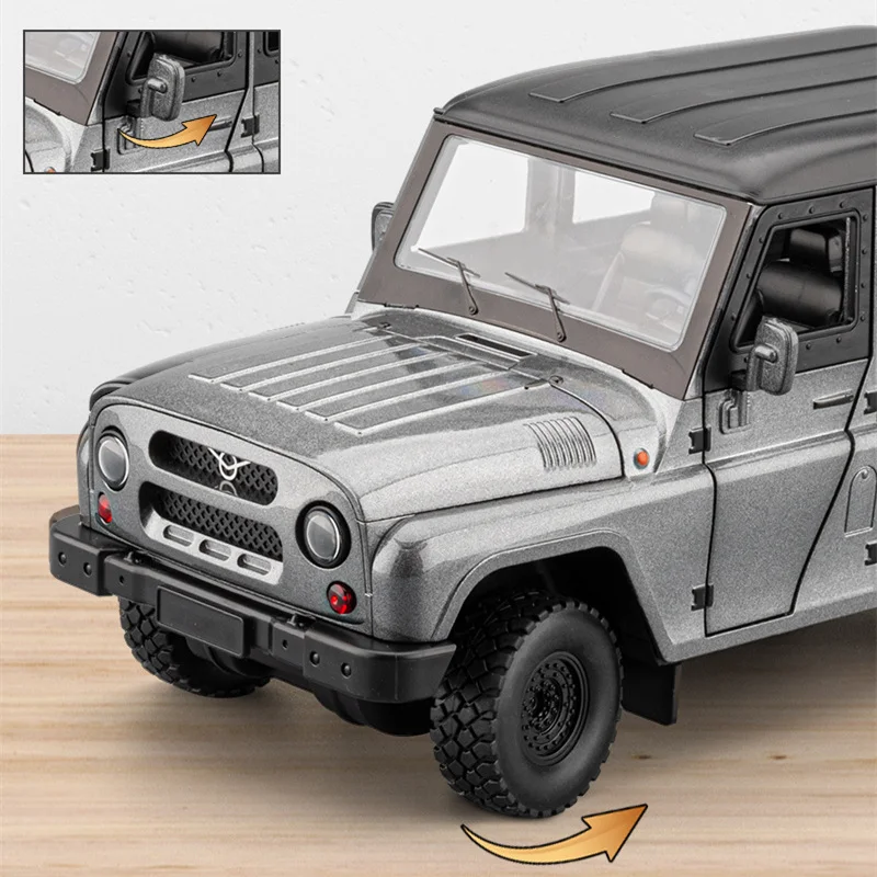 1:18 Diecast Russia UAZ Hunter SUV Model