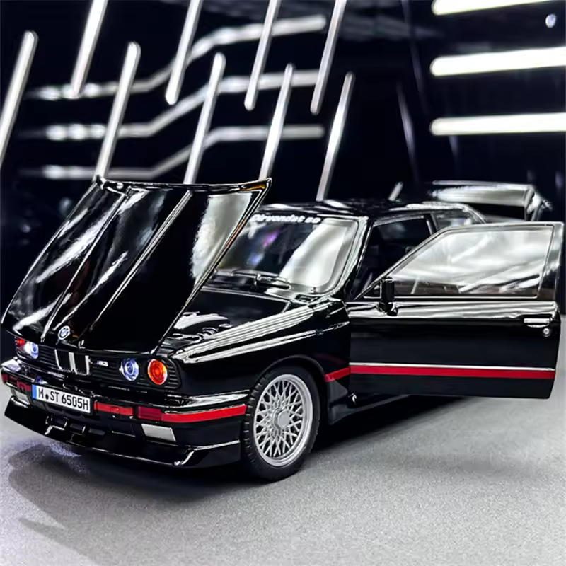 1:24 Diecast BMW M3 E30 Model Car