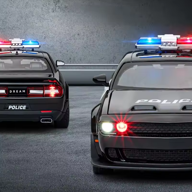 1:24 Diecast Dodge Challenger SRT Police Model Car