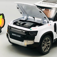1:22 RC Diecast Wilderness Defender Model Car With Smoke