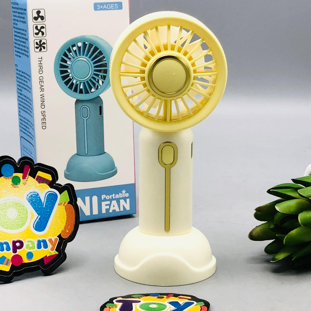 5.5" Rechargeable Mini Portable Three Speed Fan