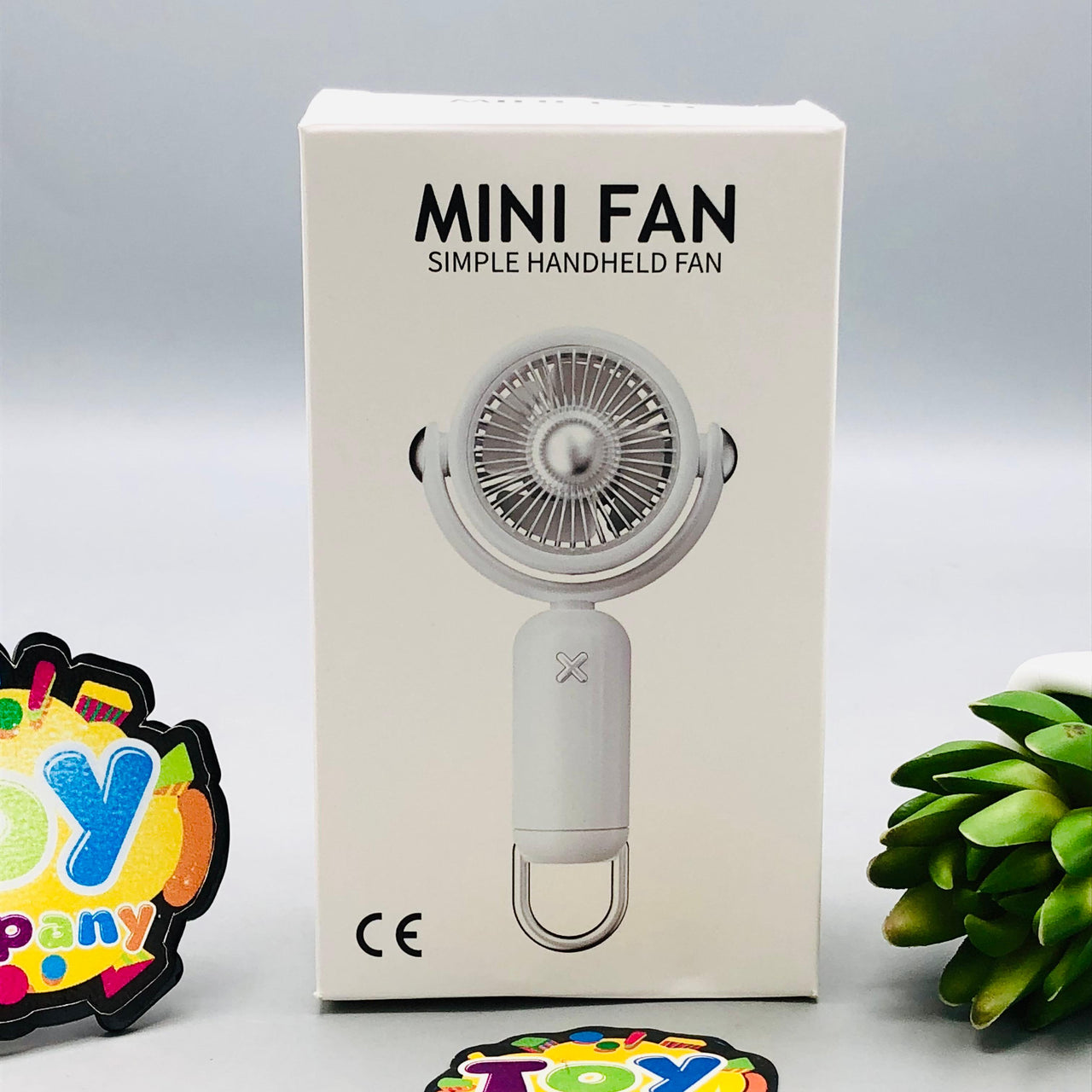 5.5" Rechargeable Three Gear Wind Simple Mini Fan