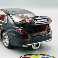 1:22 RC Diecast Mercedes Maybach S600 Model Car With Smoke