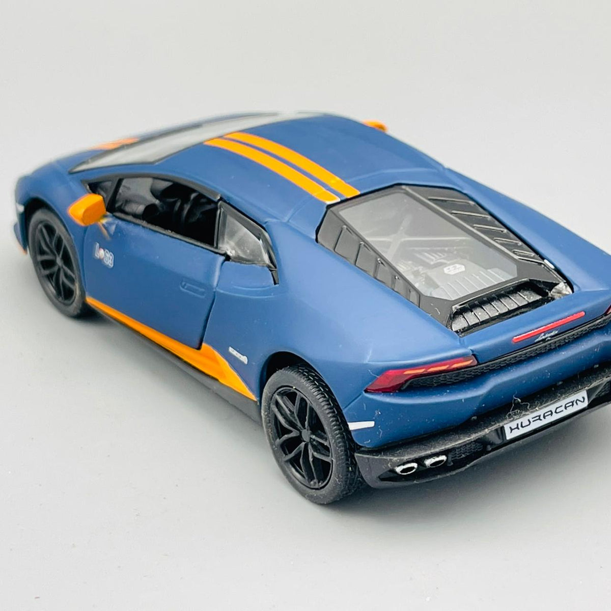 Kinsmart Lamborghini Huracán LP610-4 Avio