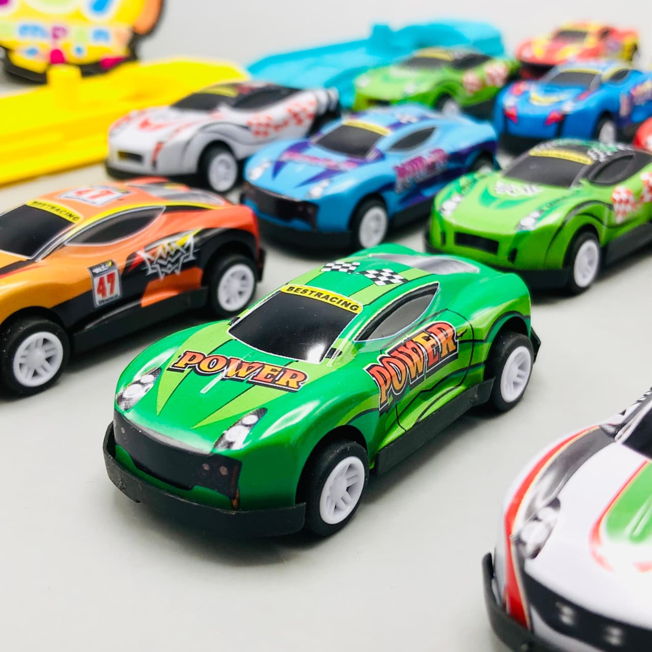 15Pcs Mini Alloy Cars With Launcher