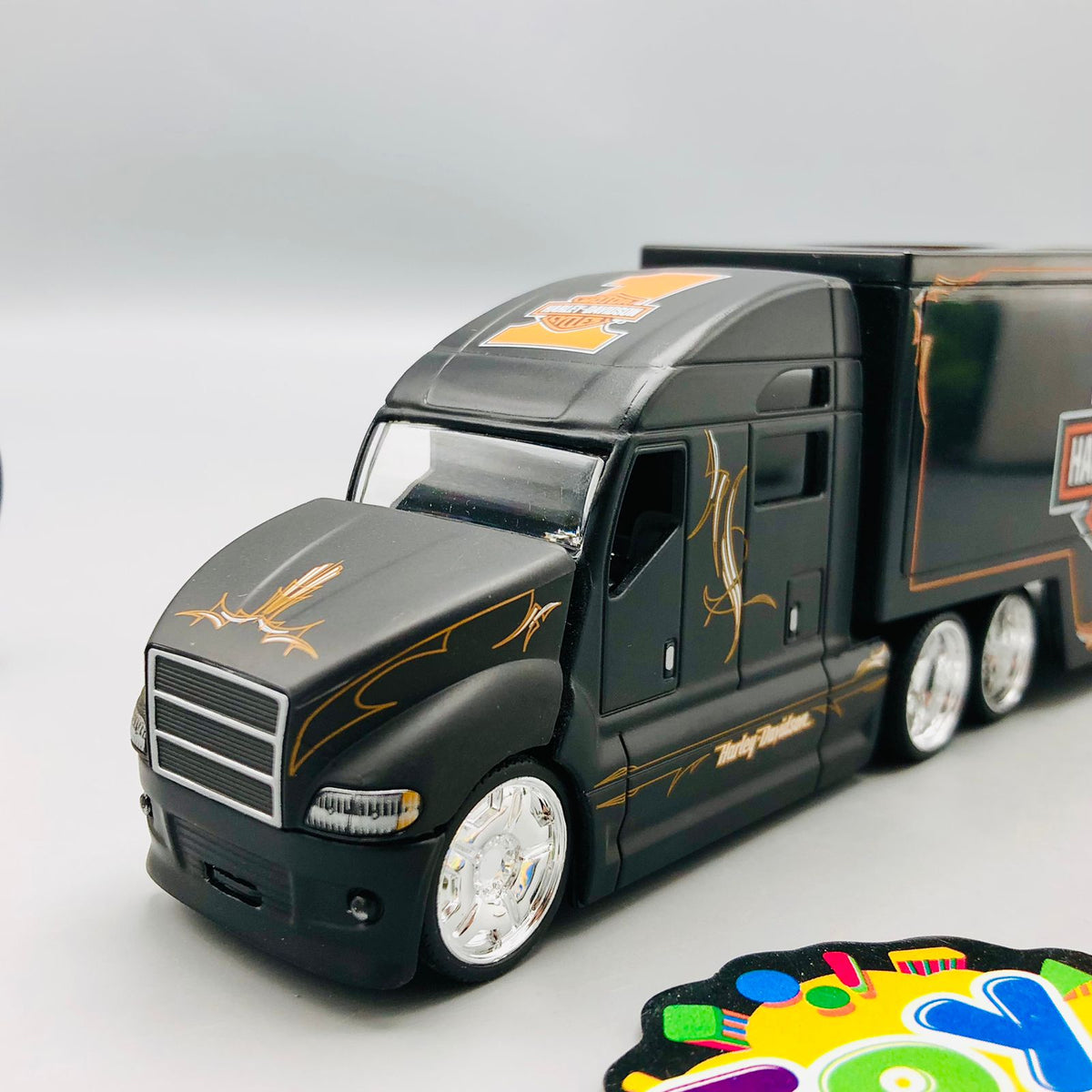 Maisto 1:64 Harley Davidson Long Hauler - Black