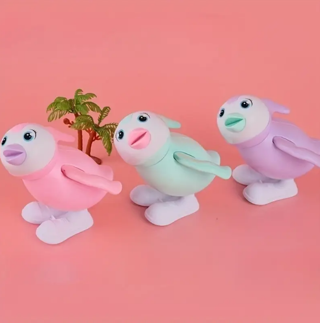 1Pc Wind-up Small Penguin Toy