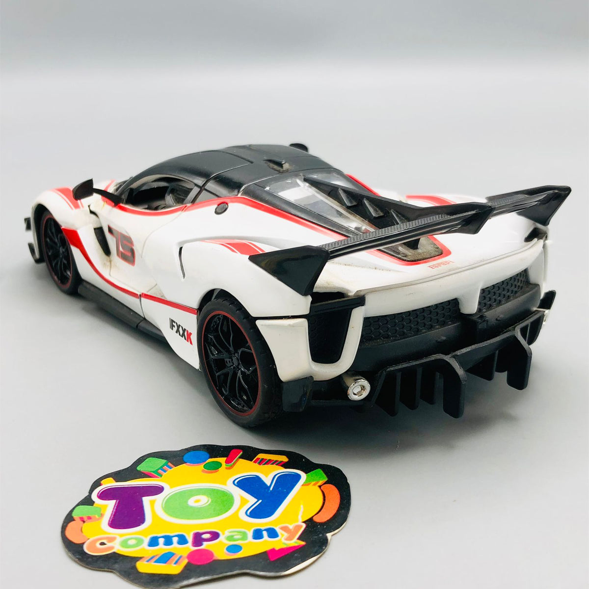 1:24 Diecast Ferrari FXX-K Sports Model Car - Minor Fault
