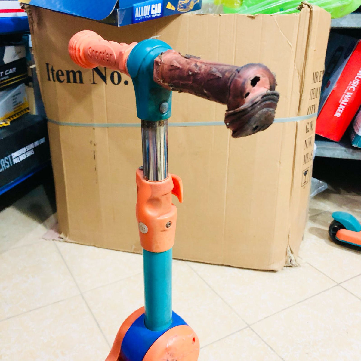 Height Adjustable Kids Scooter Orange - Major Fault