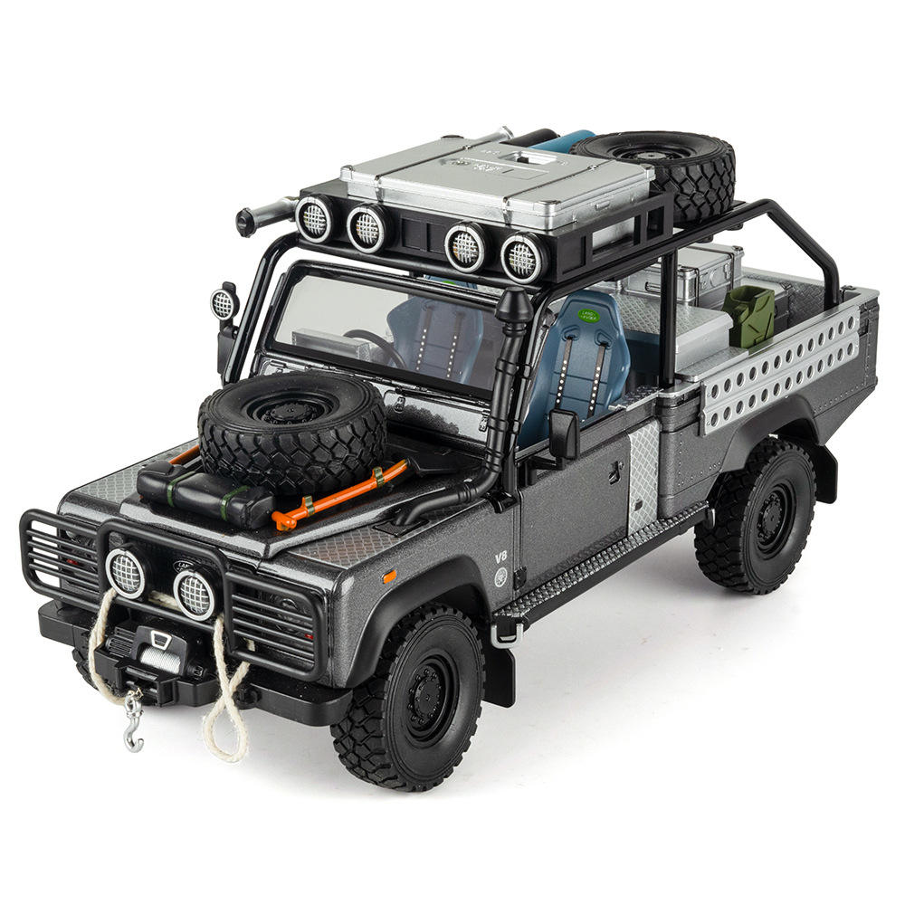 1:24 Diecast Land Rover Defender 110 Off-Road Model