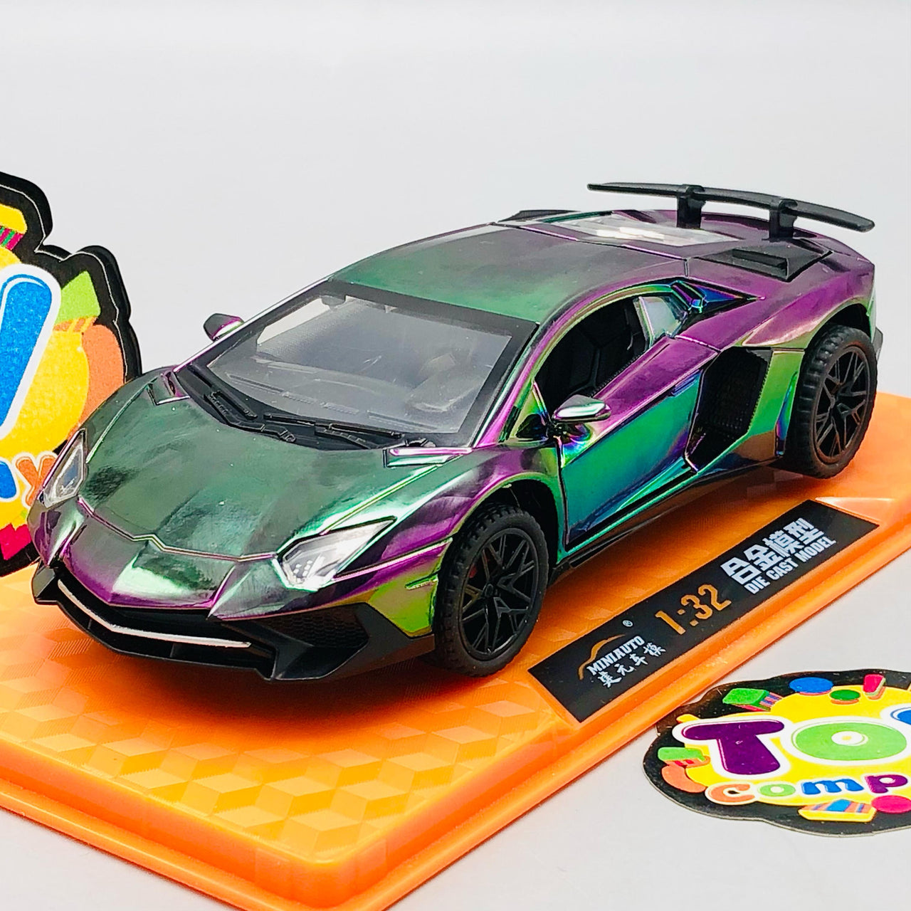 1:32 Diecast Lamborghini Aventador With Acrylic Display Box - Metallic Green