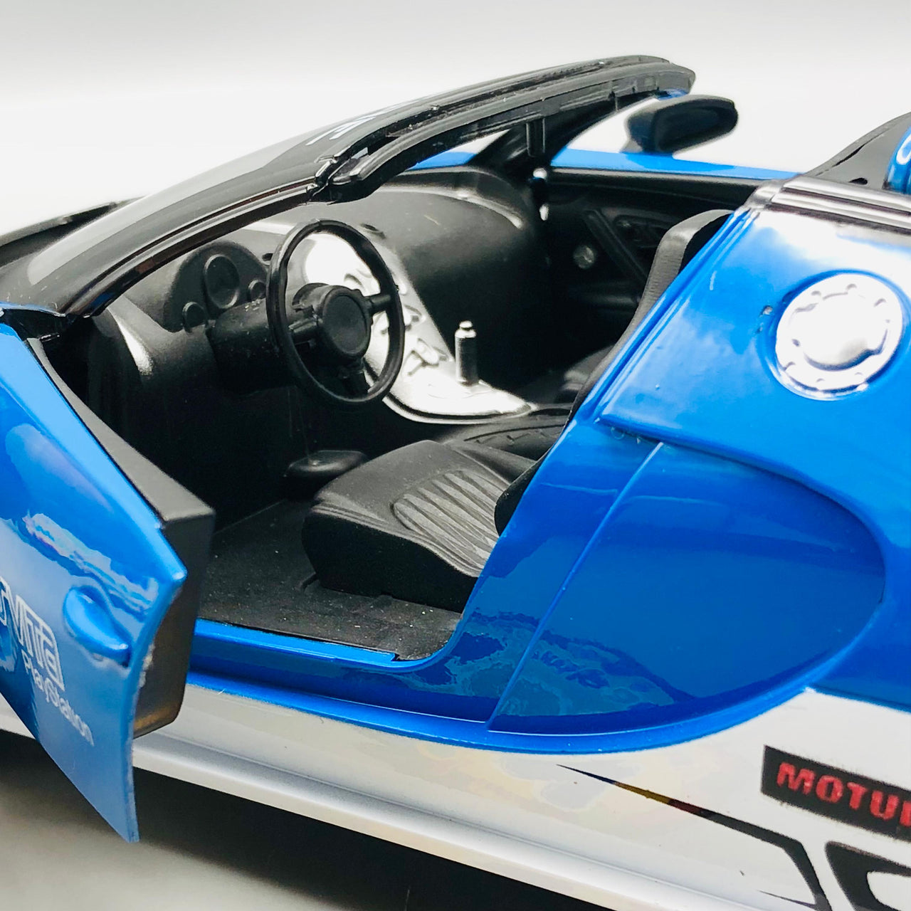1:16 RC Openable Doors Bugatti Sports Car