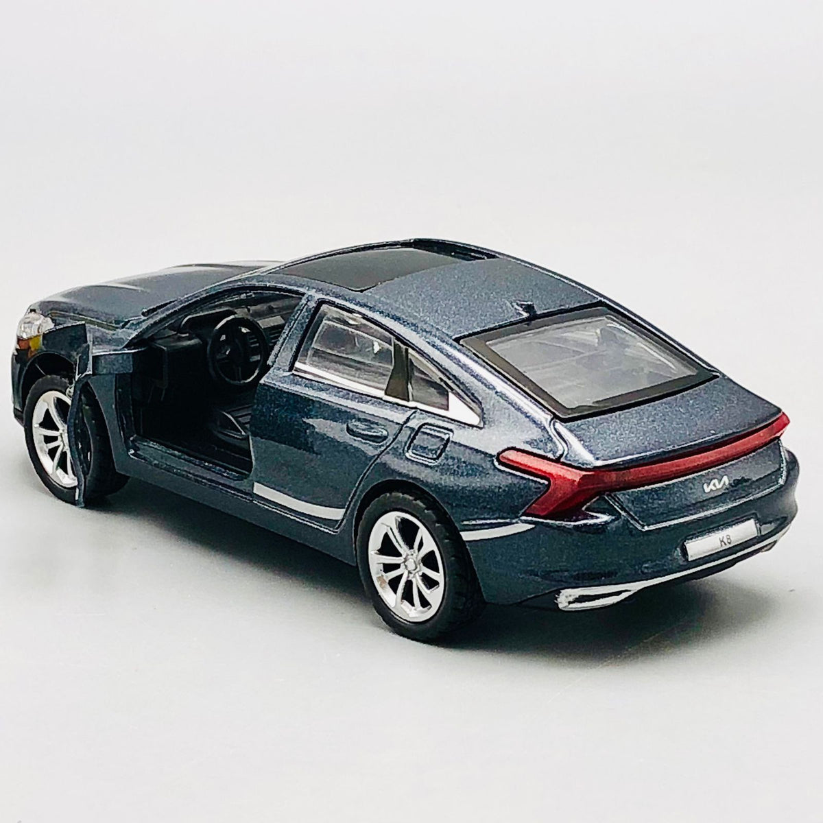 1:32 Diecast KIA K8 Model Car