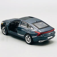 1:32 Diecast KIA K8 Model Car