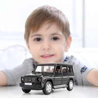 1:32 Diecast Mercedes AMG G65 Model With Acrylic Display Box - Black