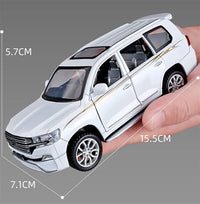 1:32 Diecast Land Crusier V8 Model Car