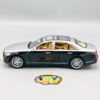 1:22 RC Diecast Mercedes Maybach Model Car With Smoke