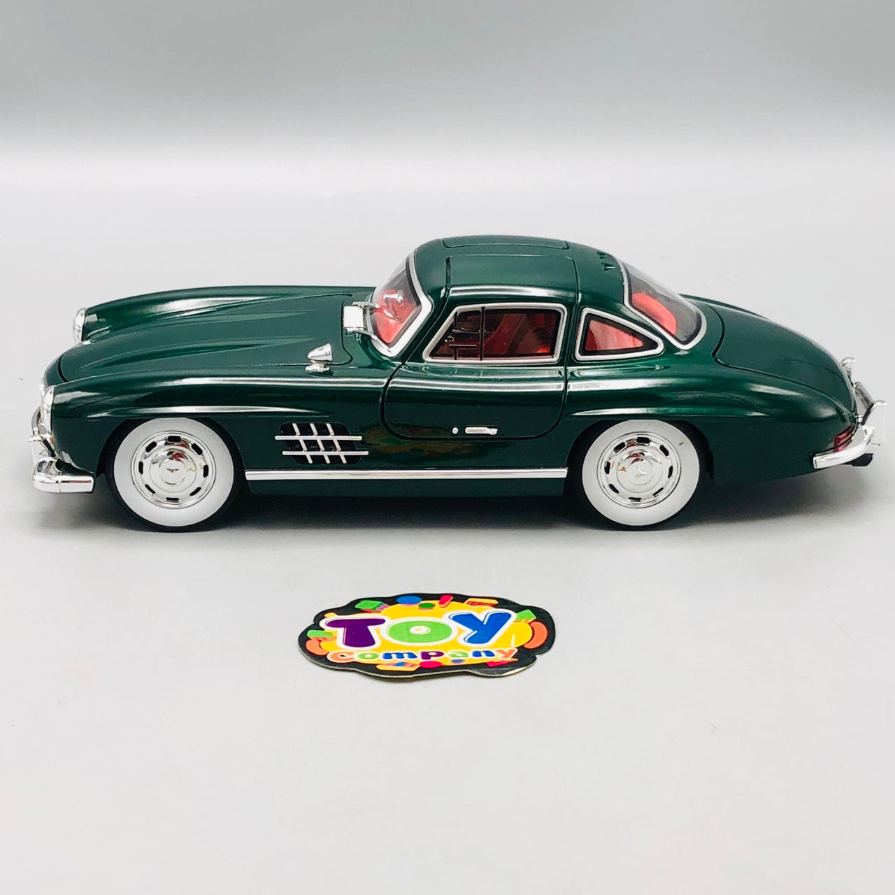 1:24 Diecast Benz 300SL Model Car - Without Smoke