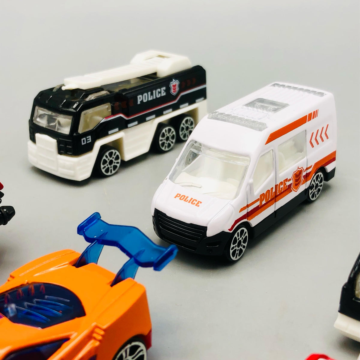 10Pcs Diecast Mini Inertial Cars Set