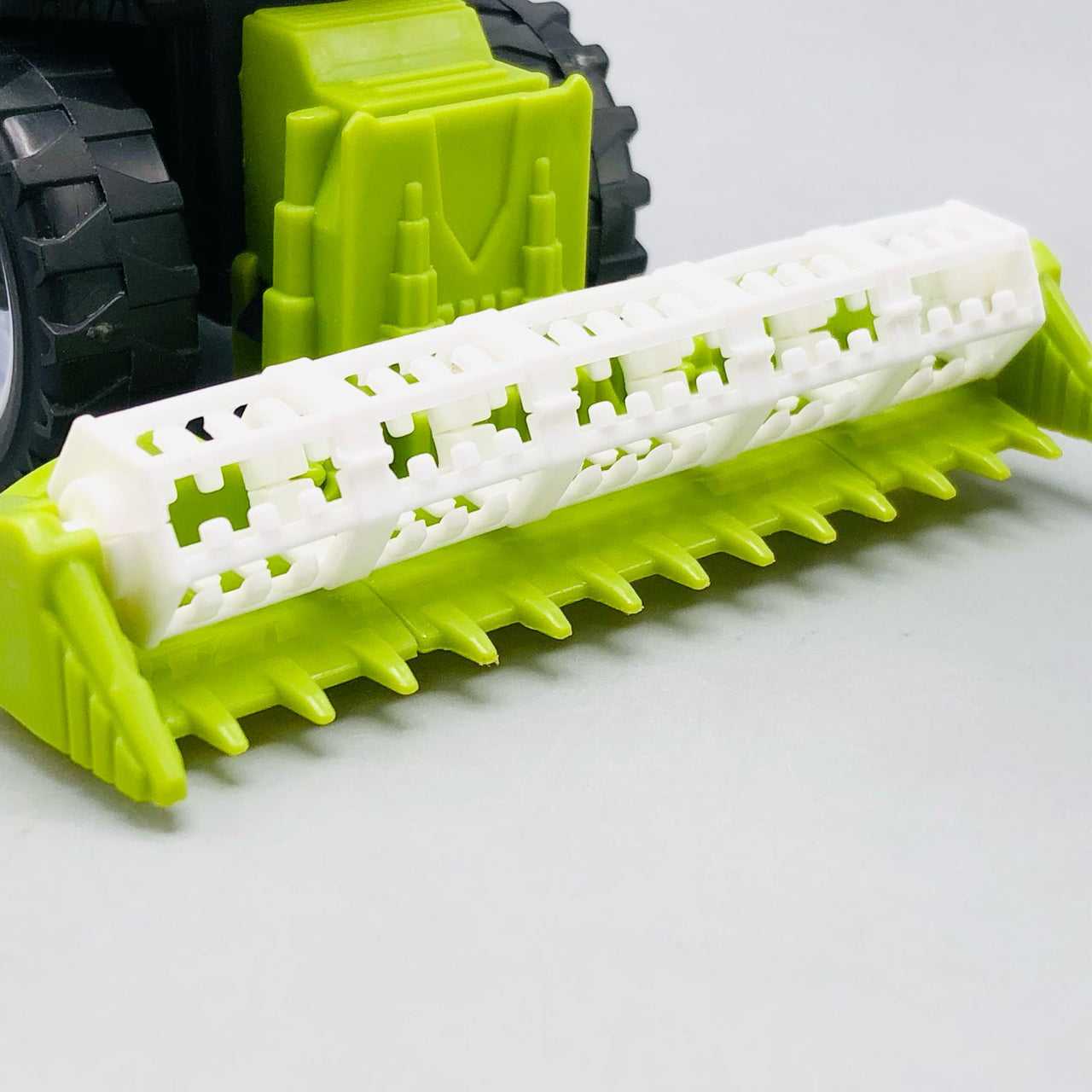 1Pc ABS Mini Farmer Harvester Truck