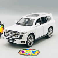 1:24 Diecast Land Cruiser LC300 Model Car With Smoke