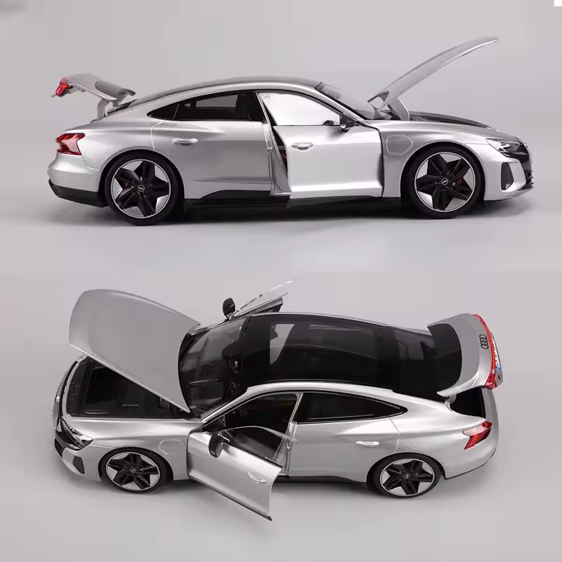 Bburago 1:18 Audi RS e-tron GT Model - Silver
