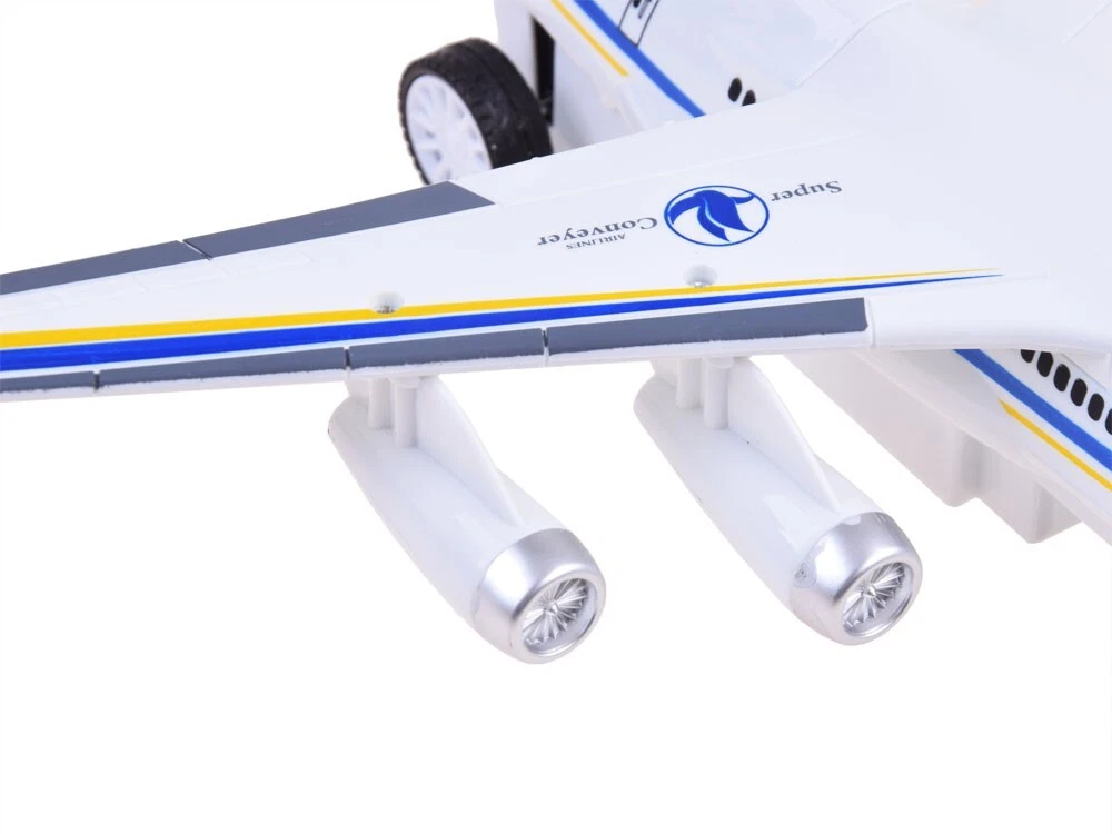RC Airliner Model With Lights
