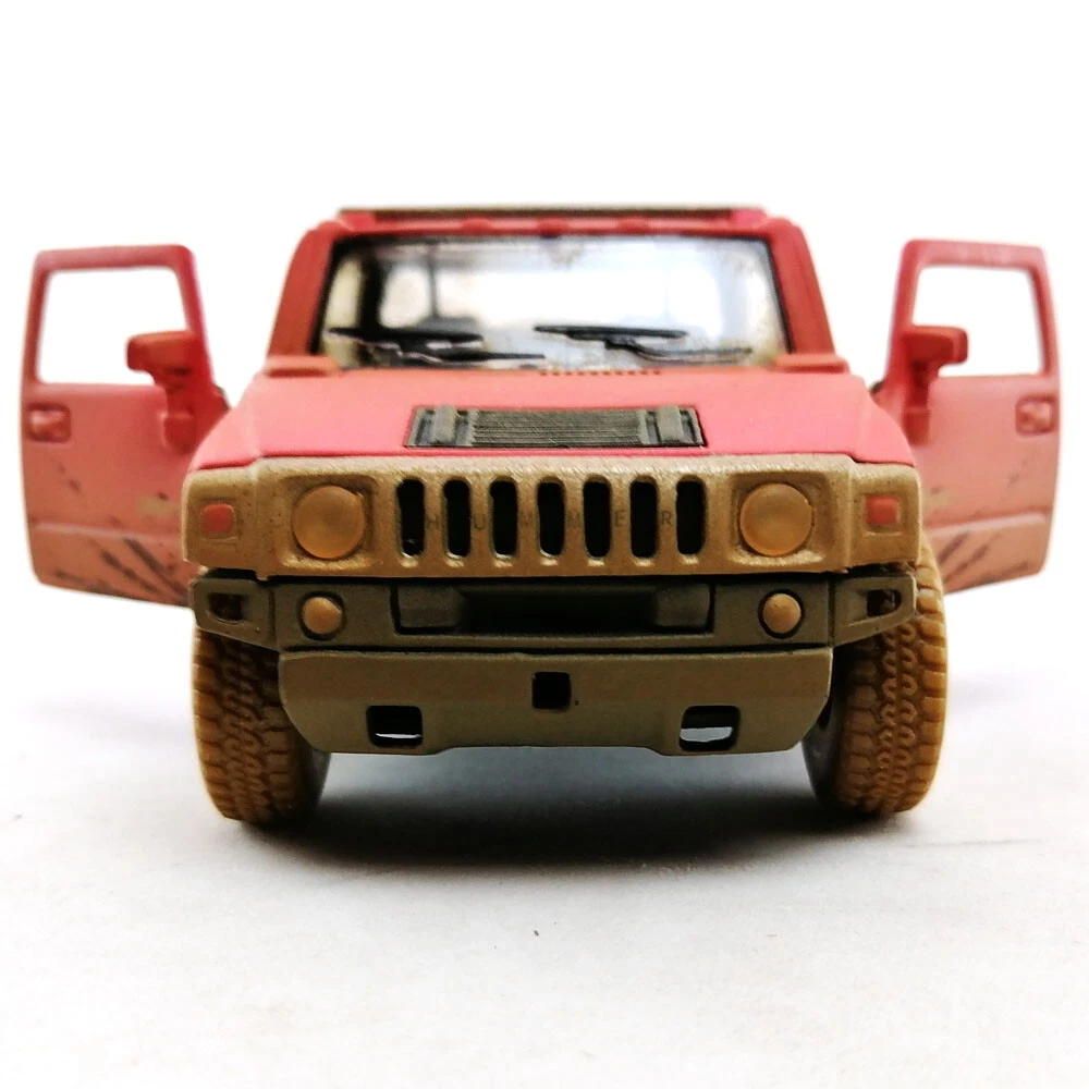 1:36 Kinsmart 2005 Hummer H2 Model Car