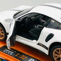 1:32 Diecast Porsche 911 Turbo S With Acrylic Display Box - White