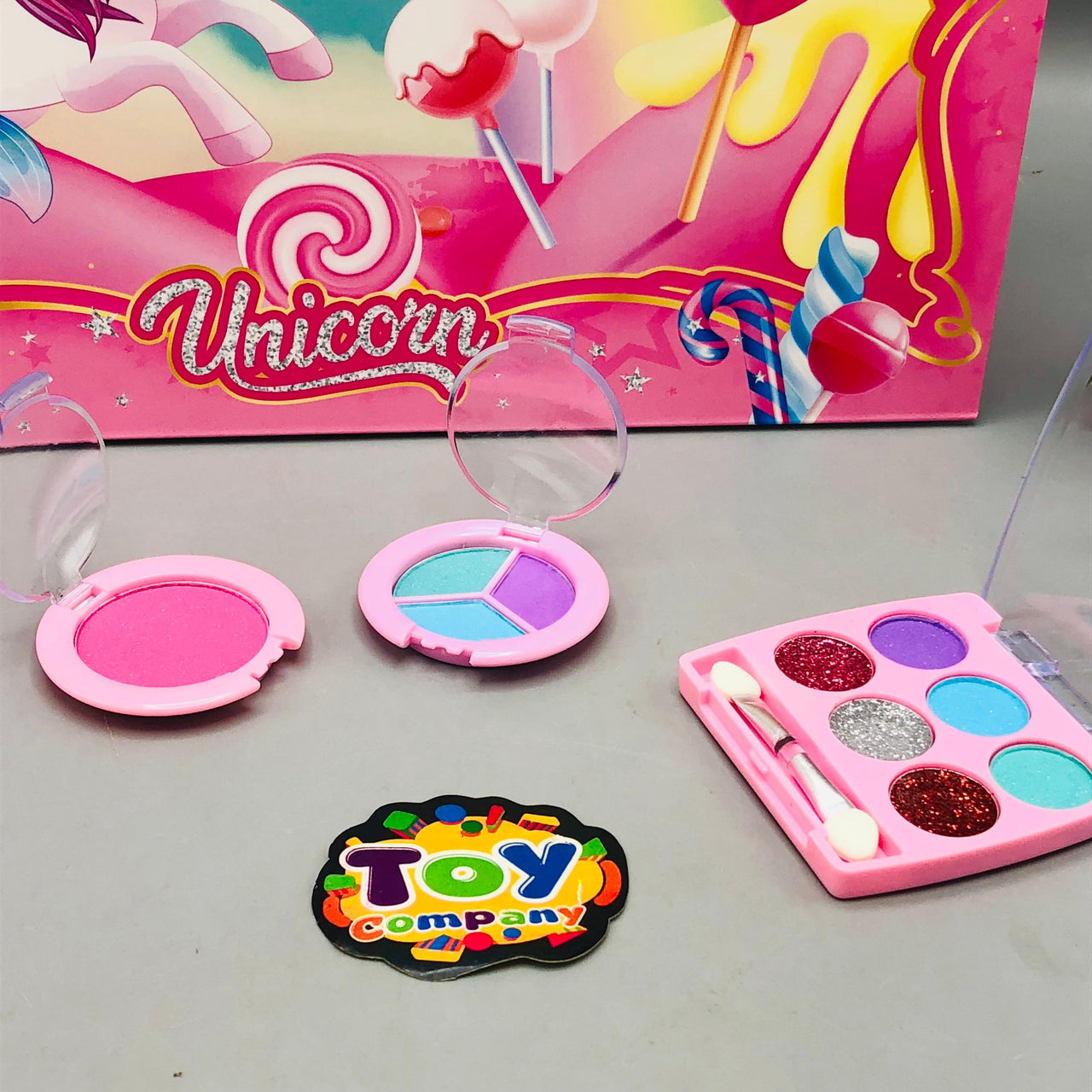 30Pcs Realistic Unicorn Makeup Set With Pouch